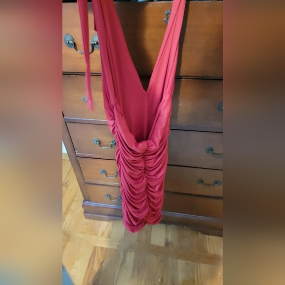 Red Smooth Halter Scrunched Dress - Picture 2 of 4